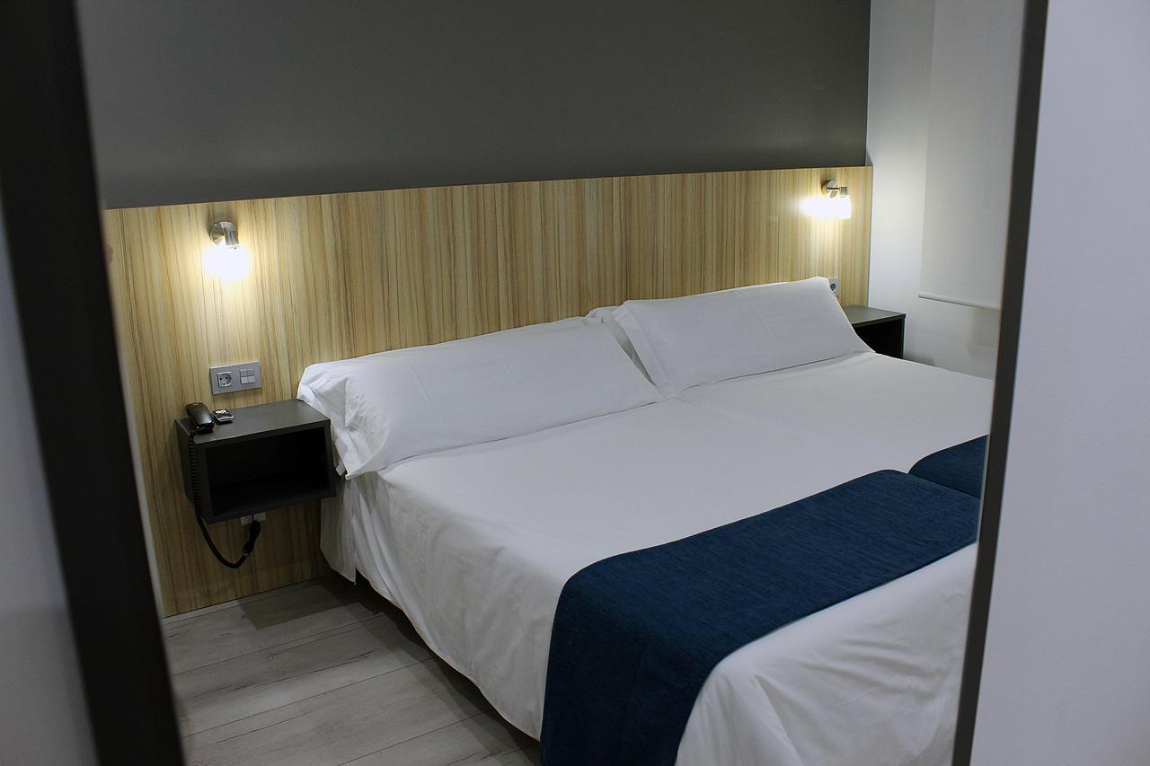 Hotel Altiana Ourense Exterior photo