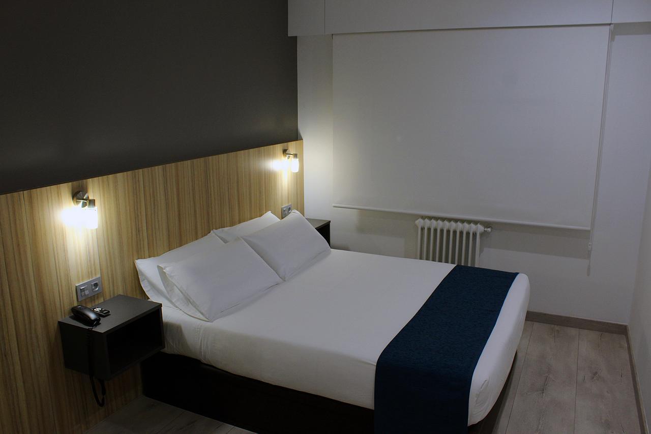Hotel Altiana Ourense Exterior photo