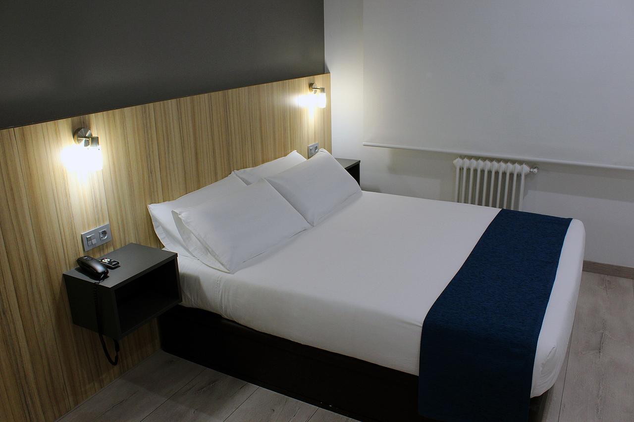 Hotel Altiana Ourense Exterior photo